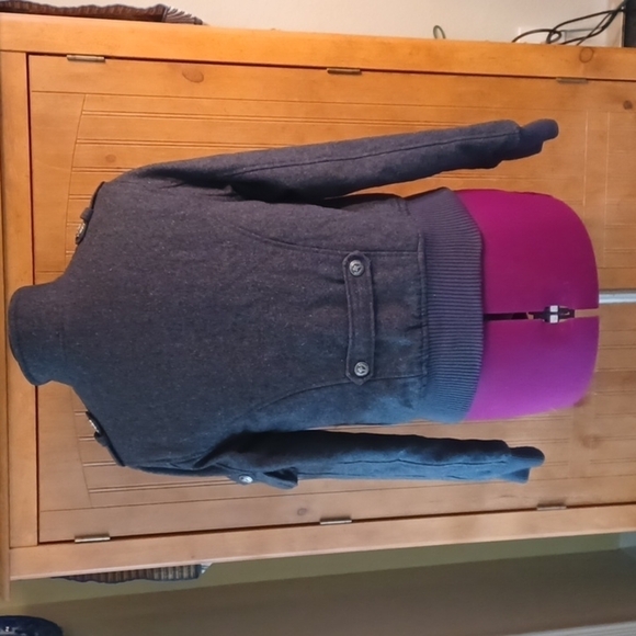 VINTAGE MAXUM STUDIO CROPPED STREETWEAR COAT - Picture 4 of 8